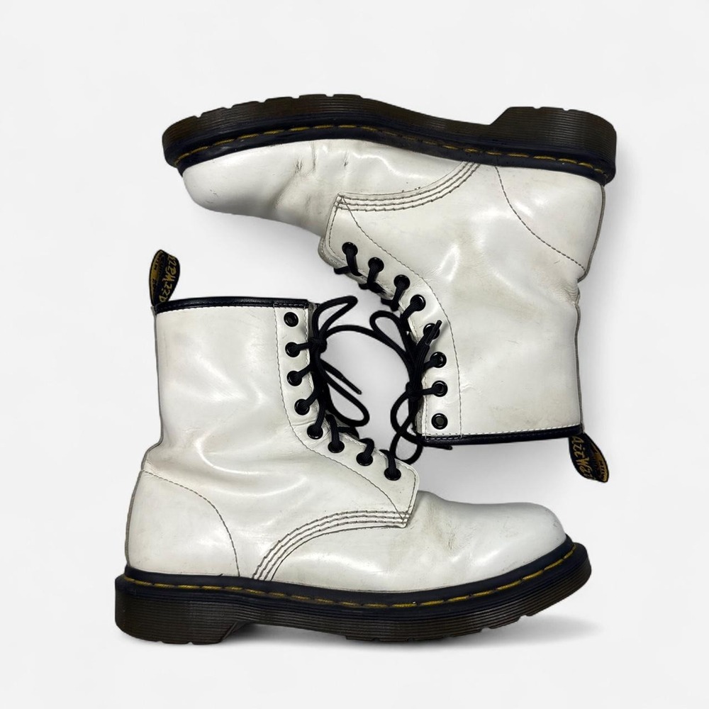 Dr. Martens 1460 white smooth leather 8-eye boots, women's US 8